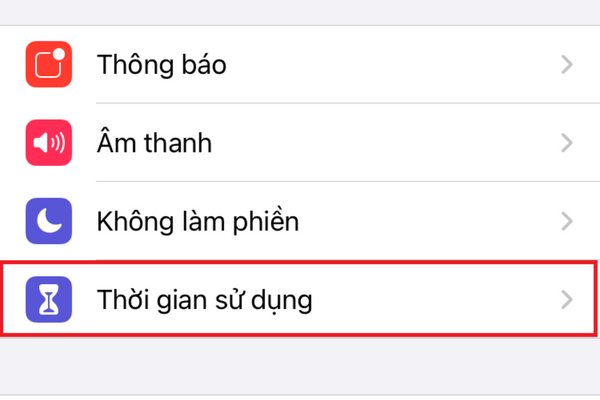 Trên màn hình chính của iPhone, truy cập vào ứng dụng Cài đặt