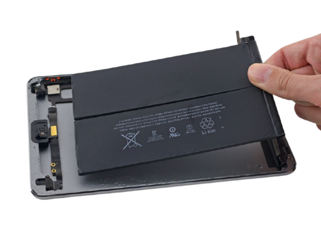 Thay pin iPad các loại (chính hãng)